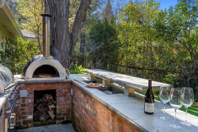 1987 Maple Glen Rd, Sacramento, CA 95864