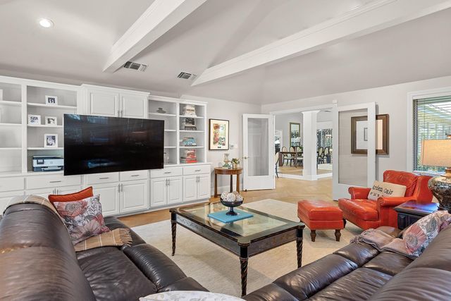 1987 Maple Glen Rd, Sacramento, CA 95864