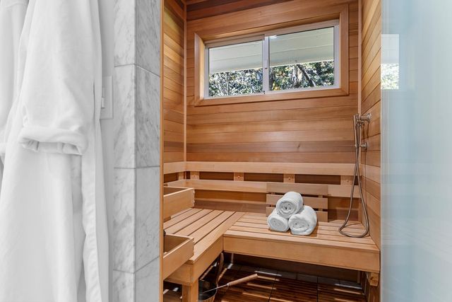 1987 Maple Glen Rd, Sacramento, CA 95864