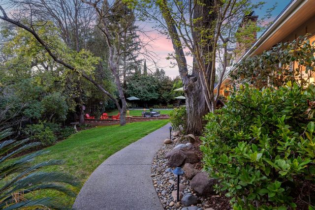 1987 Maple Glen Rd, Sacramento, CA 95864