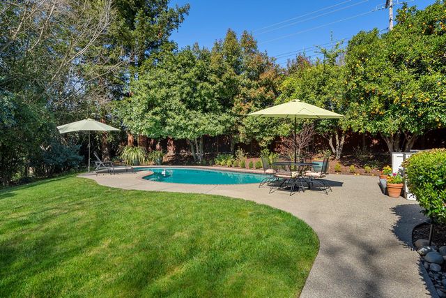 1987 Maple Glen Rd, Sacramento, CA 95864