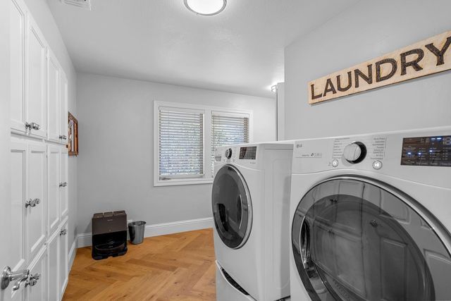 1987 Maple Glen Rd, Sacramento, CA 95864