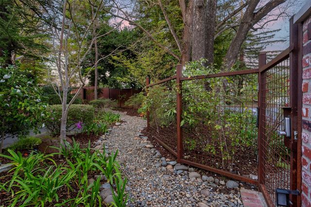 1987 Maple Glen Rd, Sacramento, CA 95864