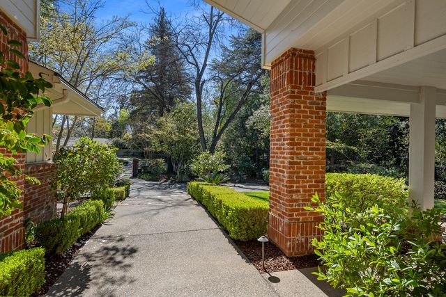 1987 Maple Glen Rd, Sacramento, CA 95864