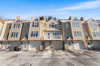 25 Tobey Rd 57, Dracut, MA 01826