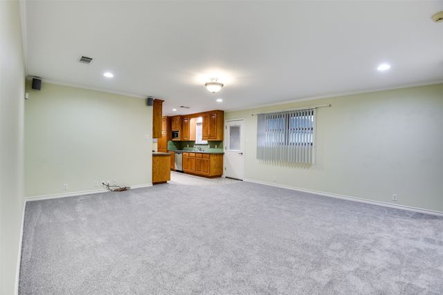 802 Cardinal Road, Mansfield, TX 76063