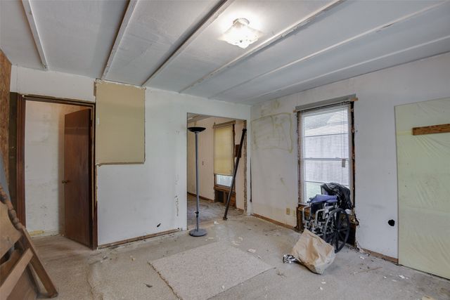 802 Cardinal Road, Mansfield, TX 76063