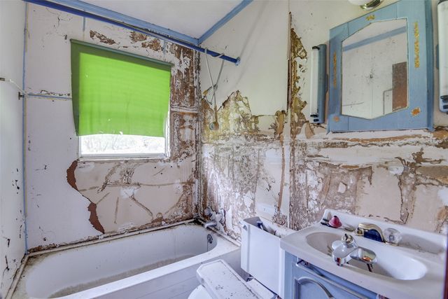 802 Cardinal Road, Mansfield, TX 76063