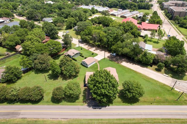802 Cardinal Road, Mansfield, TX 76063
