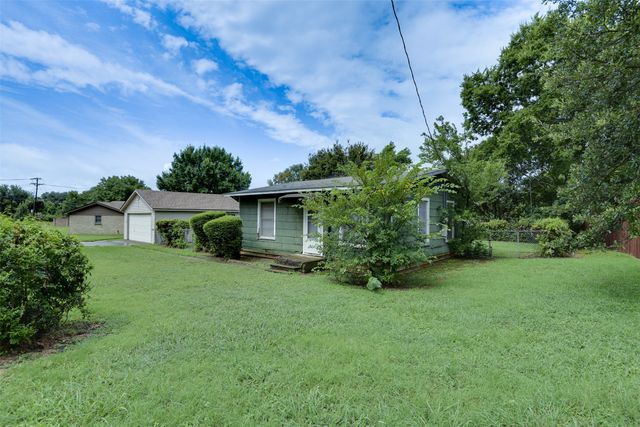 802 Cardinal Road, Mansfield, TX 76063