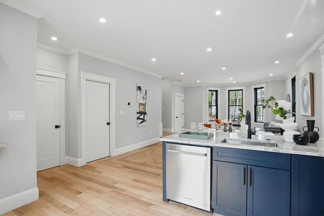 61 Lyndhurst Street A, Boston, MA 02124