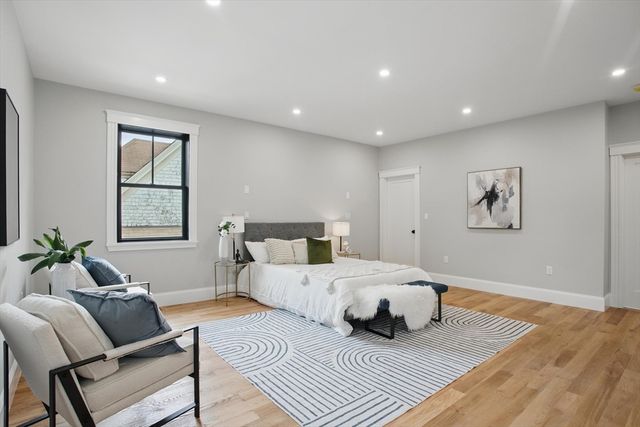 61 Lyndhurst Street A, Boston, MA 02124