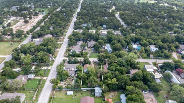143 Rock Mont DR, Del Valle, TX 78617