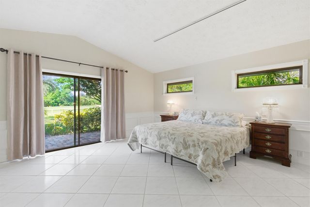 5151 SE Burning Tree Circle, Stuart, FL 34997