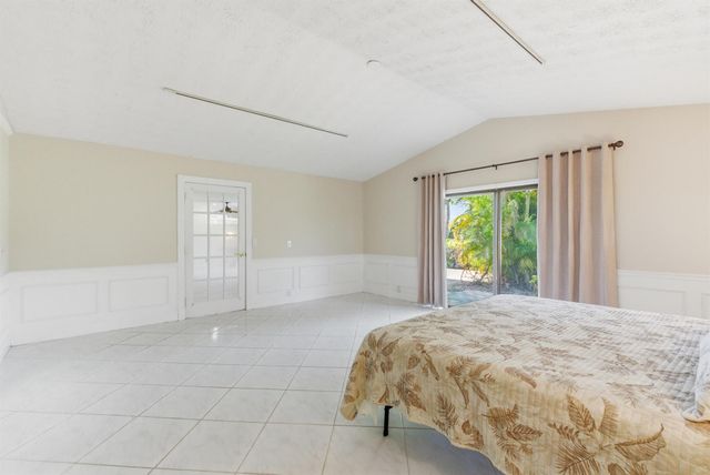 5151 SE Burning Tree Circle, Stuart, FL 34997