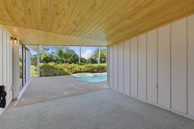 5151 SE Burning Tree Circle, Stuart, FL 34997