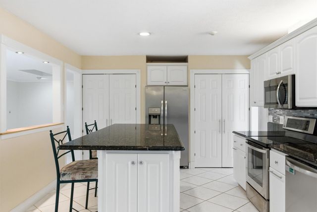 5151 SE Burning Tree Circle, Stuart, FL 34997