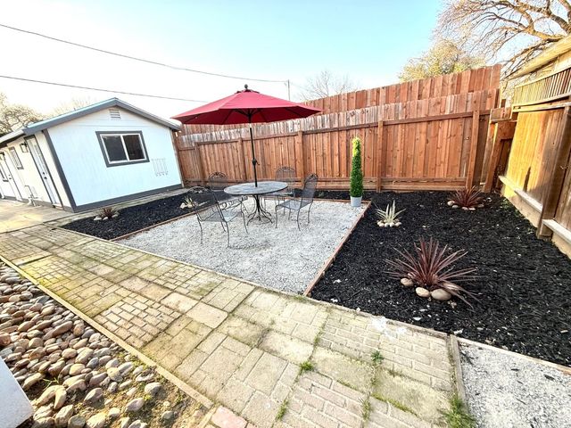 18397 E Hwy 88, Clements, CA 95227