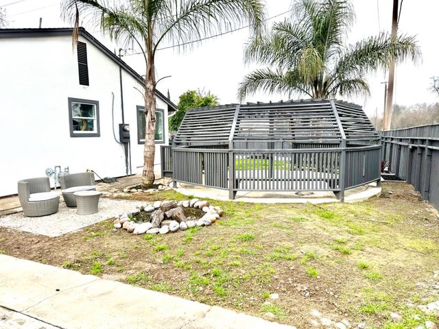 18397 E Hwy 88, Clements, CA 95227