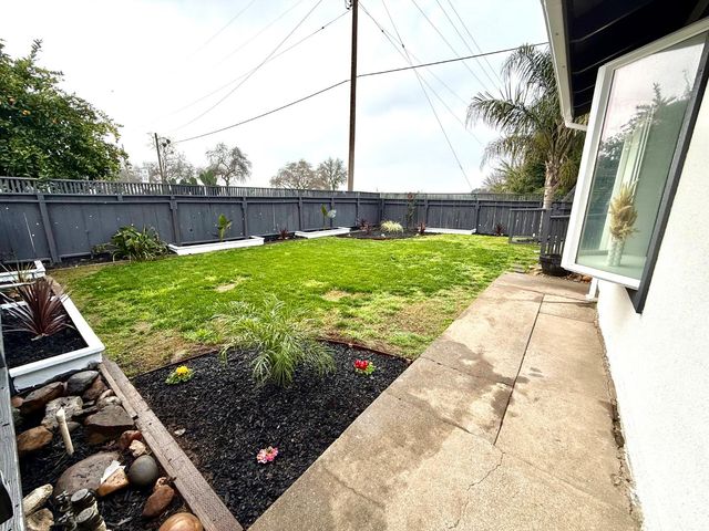 18397 E Hwy 88, Clements, CA 95227