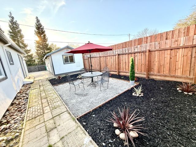 18397 E Hwy 88, Clements, CA 95227