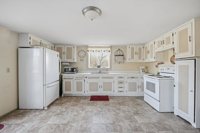 100 Upper Road, Stafford, CT 06076