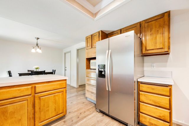 9066 W Brookview Ct, Boise, ID 83709