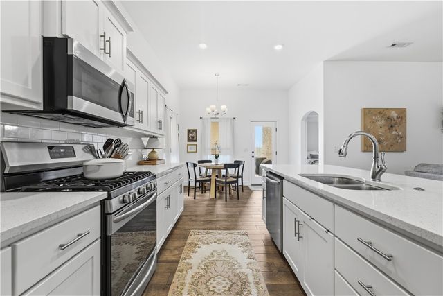 426 NW 59th Avenue, Bentonville, AR 72713