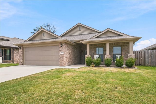 426 NW 59th Avenue, Bentonville, AR 72713