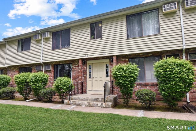 827 Blackstone Village 827, Meriden, CT 06450