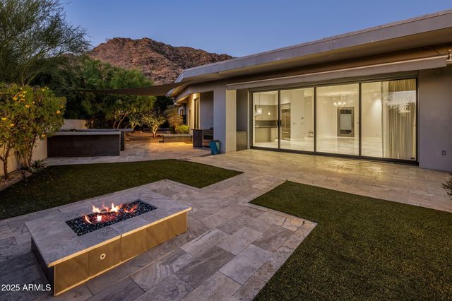 5434 E LINCOLN Drive 67, Paradise Valley, AZ 85253