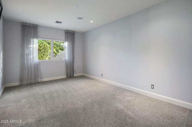 5434 E LINCOLN Drive 67, Paradise Valley, AZ 85253