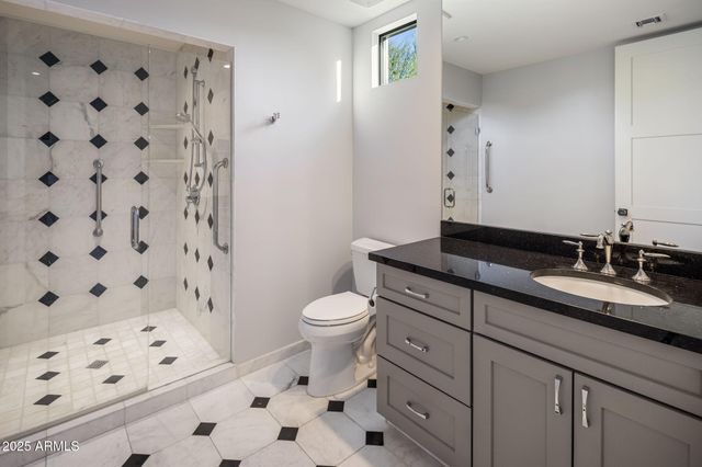 5434 E LINCOLN Drive 67, Paradise Valley, AZ 85253