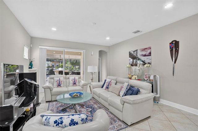 16220 BAYBERRY VIEW DRIVE, Lithia, FL 33547