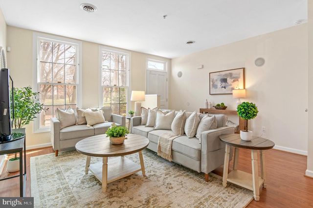 512 SAINT MARY ST, Baltimore, MD 21201