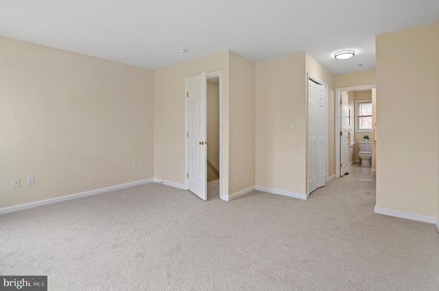 512 SAINT MARY ST, Baltimore, MD 21201