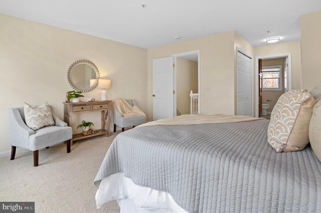 512 SAINT MARY ST, Baltimore, MD 21201