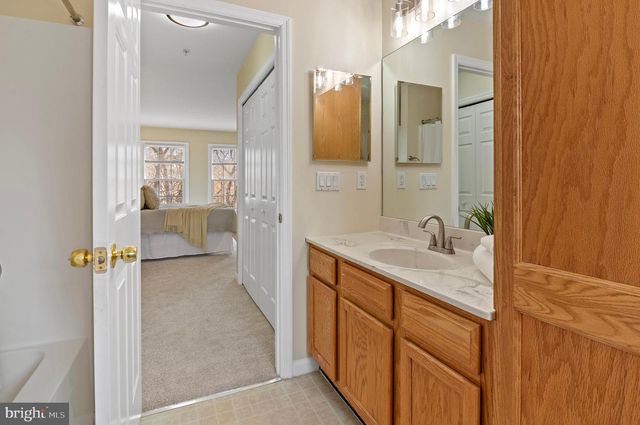 512 SAINT MARY ST, Baltimore, MD 21201