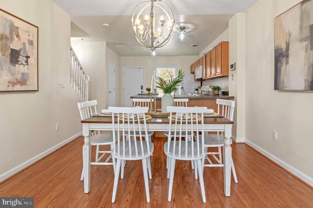 512 SAINT MARY ST, Baltimore, MD 21201