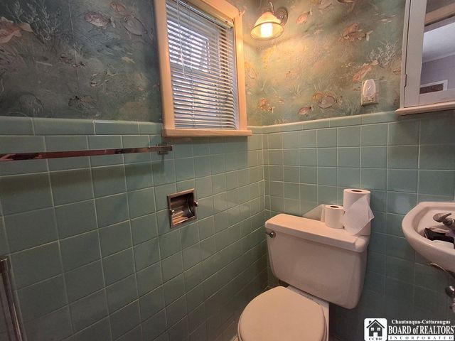 900 Prendergast Avenue, Jamestown, NY 14701