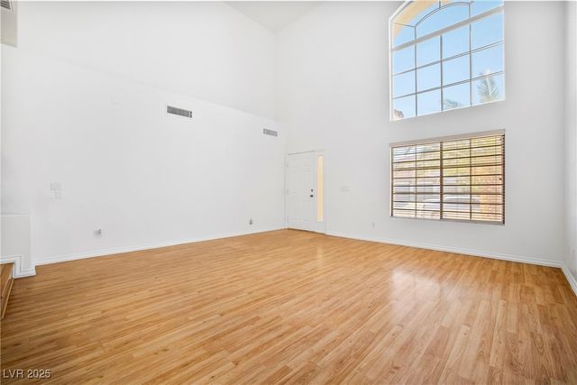 7868 Salt Spray Court, Las Vegas, NV 89139