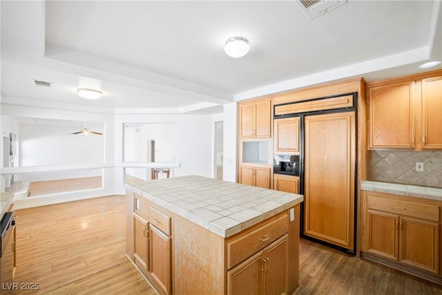 7868 Salt Spray Court, Las Vegas, NV 89139