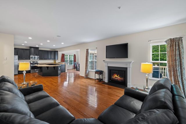 2911 BRENTLAND CT, Accokeek, MD 20607