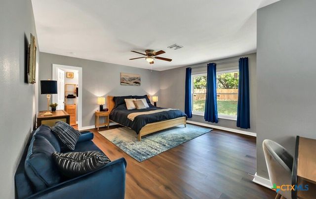 4221 Sanger Avenue, Waco, TX 76710