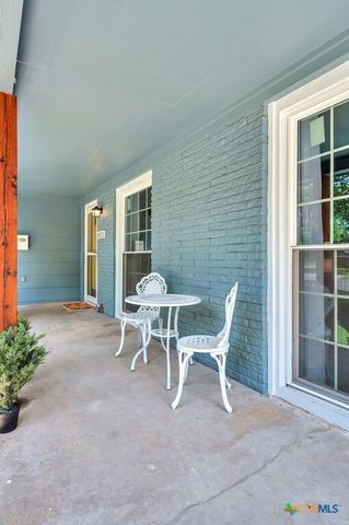 4221 Sanger Avenue, Waco, TX 76710