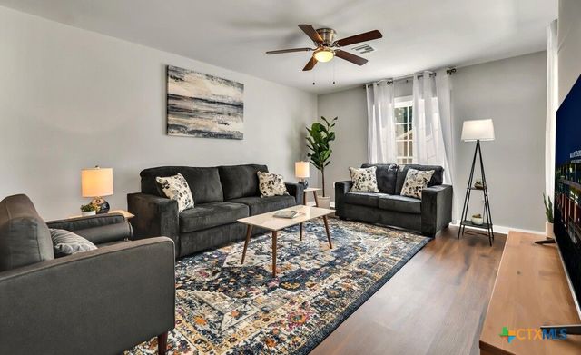 4221 Sanger Avenue, Waco, TX 76710