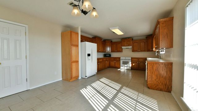 105 Dogwood, Mena, AR 71953