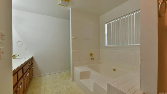 105 Dogwood, Mena, AR 71953