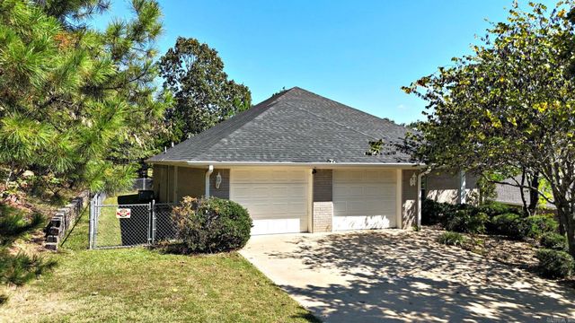 105 Dogwood, Mena, AR 71953