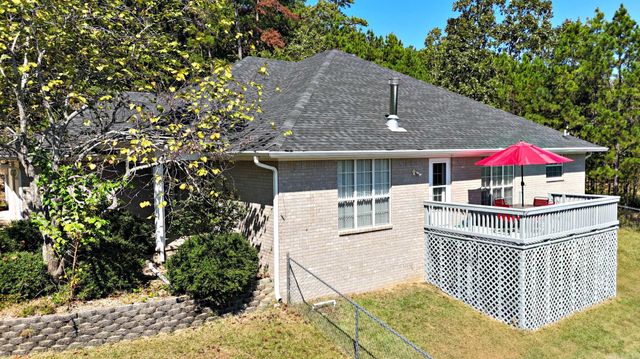 105 Dogwood, Mena, AR 71953